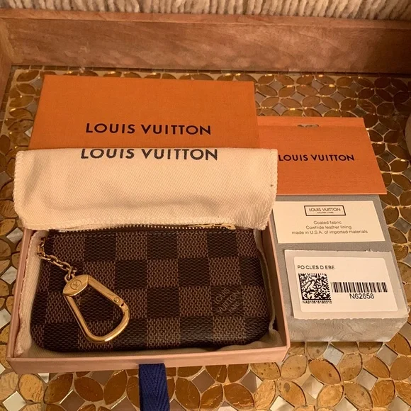Brand New!! Authentic Louis Vuitton Damier Ebene CanvasCoin Pochette/ Key Pouch. - Picture 1 of 14